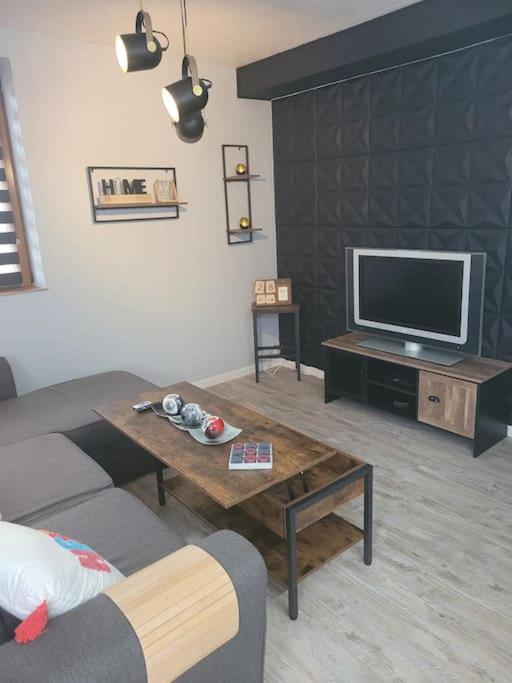 Petite Maison Cosy En Duplex Eguelshardt Eksteriør bilde