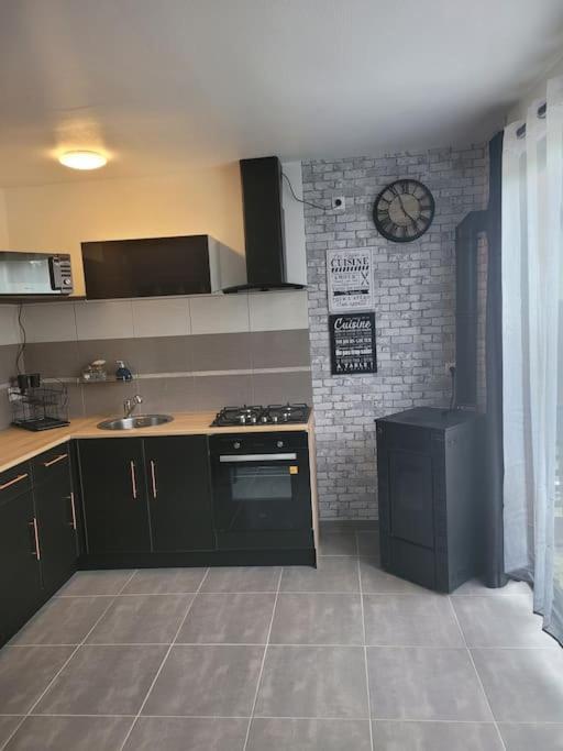 Petite Maison Cosy En Duplex Eguelshardt Eksteriør bilde
