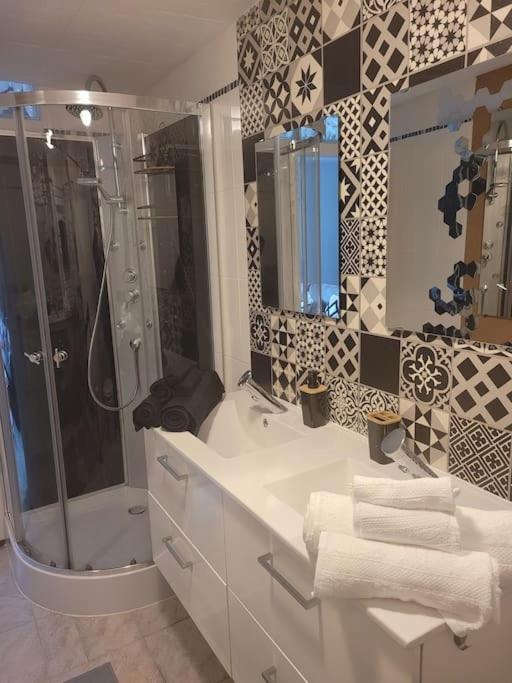 Petite Maison Cosy En Duplex Eguelshardt Eksteriør bilde